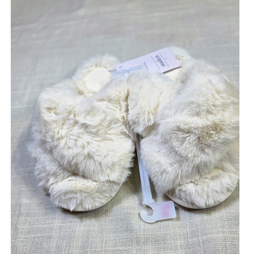 Auden Faux-Fur Slippers Off-White Cross-Strap Plush Indoor Shoes Size M 7/8 NEW